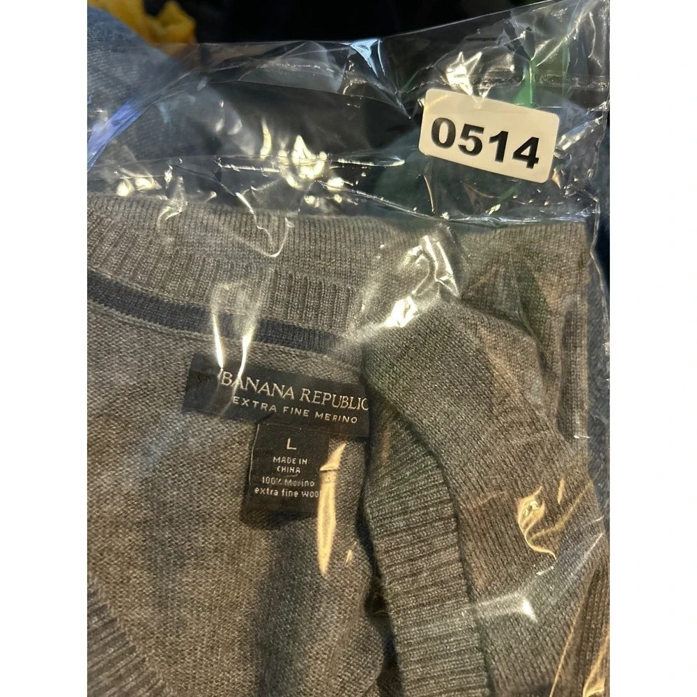 Banana Republic Sweater Mens L‎ Grey Excellent Merino Wool V-Neck Long Sleeve
